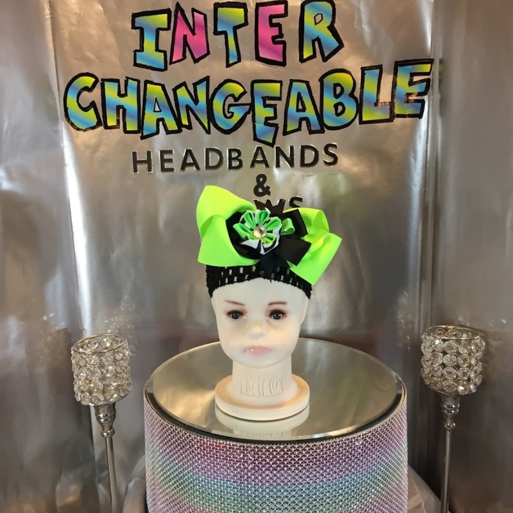 Infants and girls interchangeable headbands & bows
